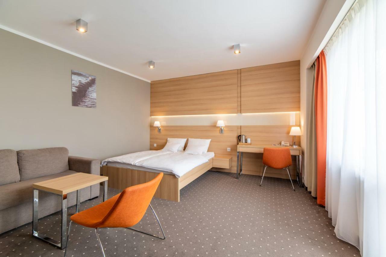 Vestina Wellness & Spa Hotel Мендзиздроє Екстер'єр фото